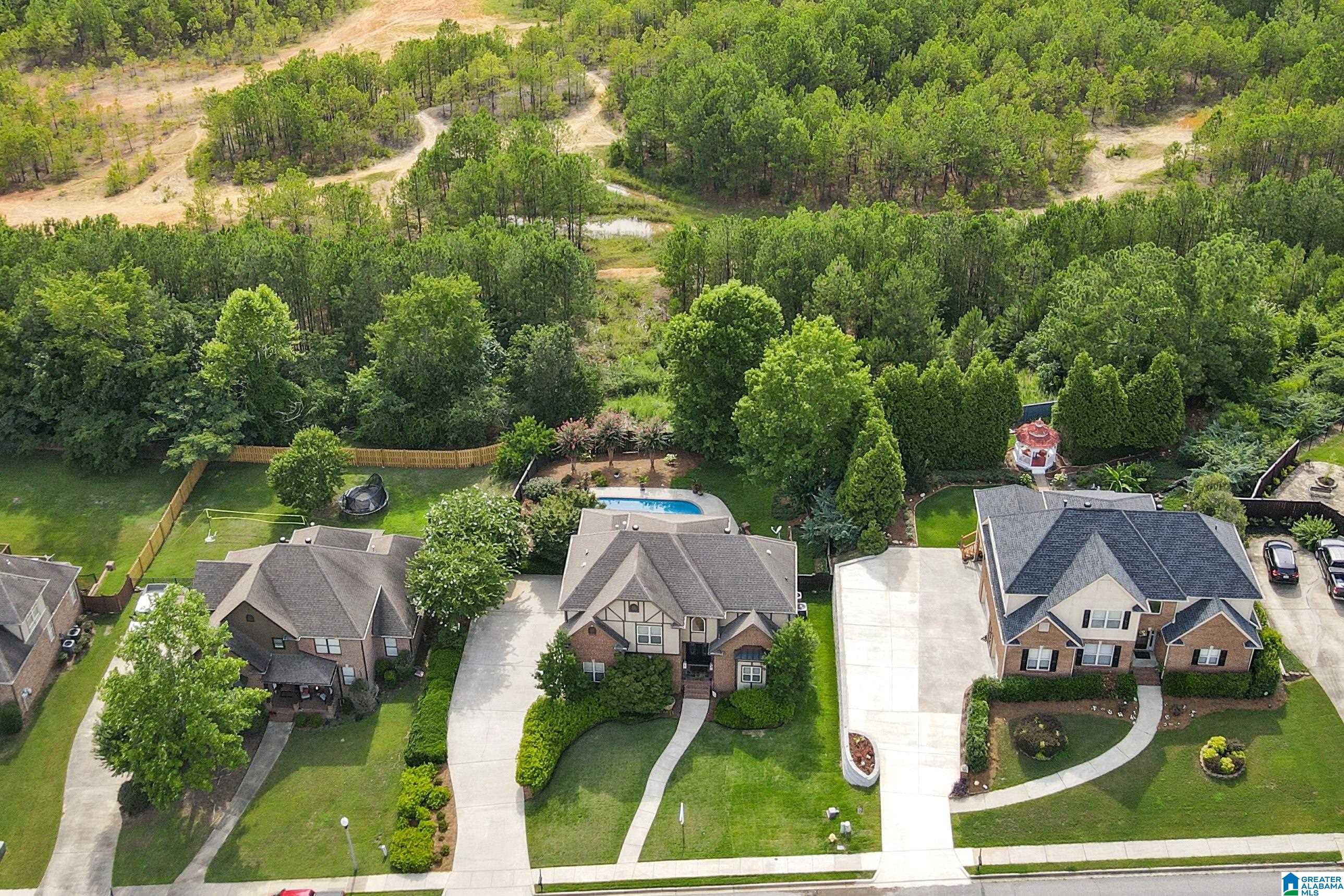 1022 Grande View Pass Alabaster, AL 35114 - Photo 4 of 66 Gallery Image 4