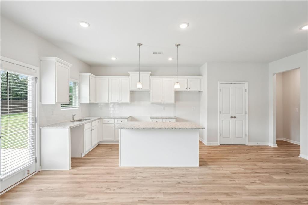 3022 Viewpark Circle Conyers, GA 30013 - Photo 11 of 39