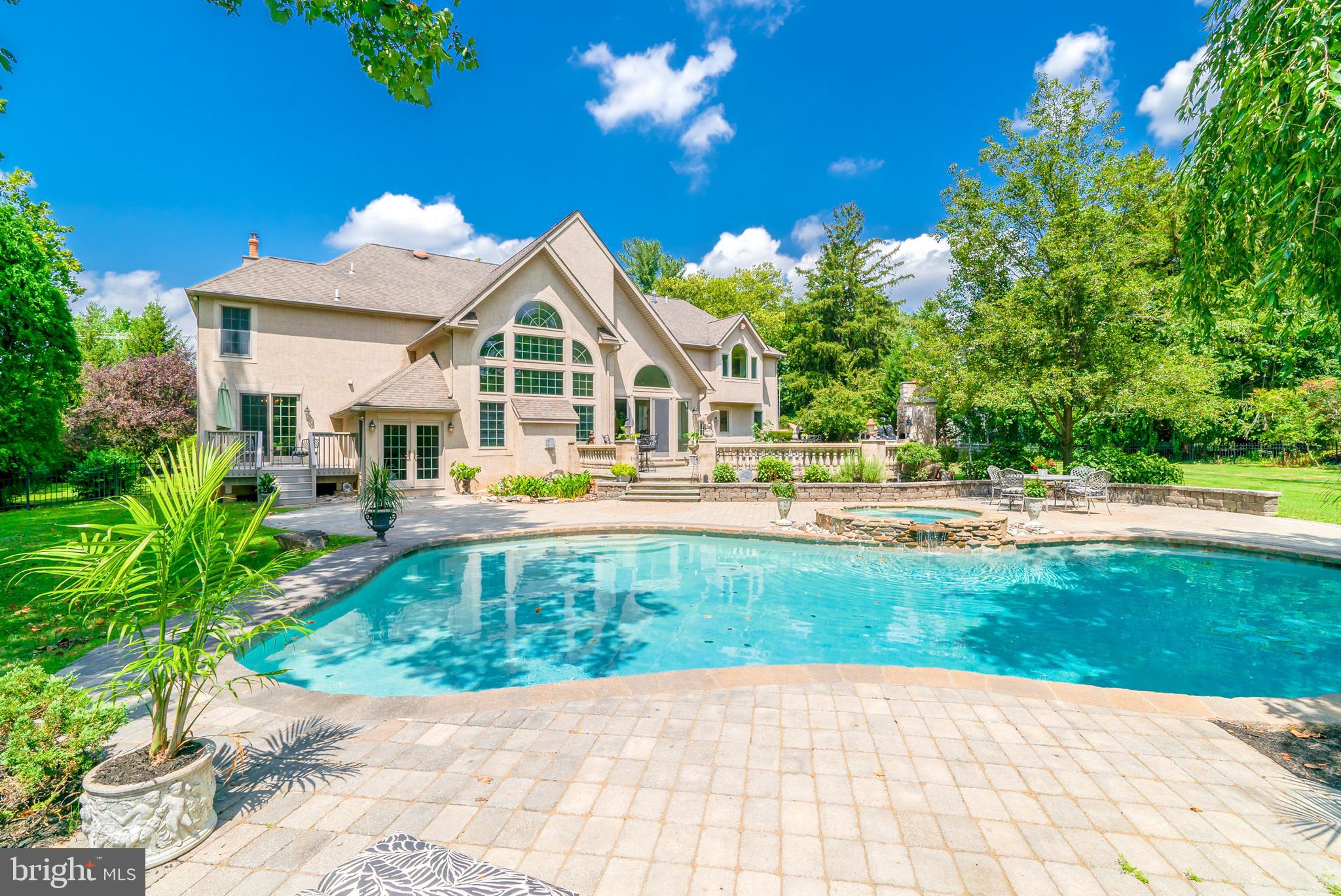 1520 Penllyn Blue Bell Pike, Blue Bell, PA 19422 Compass