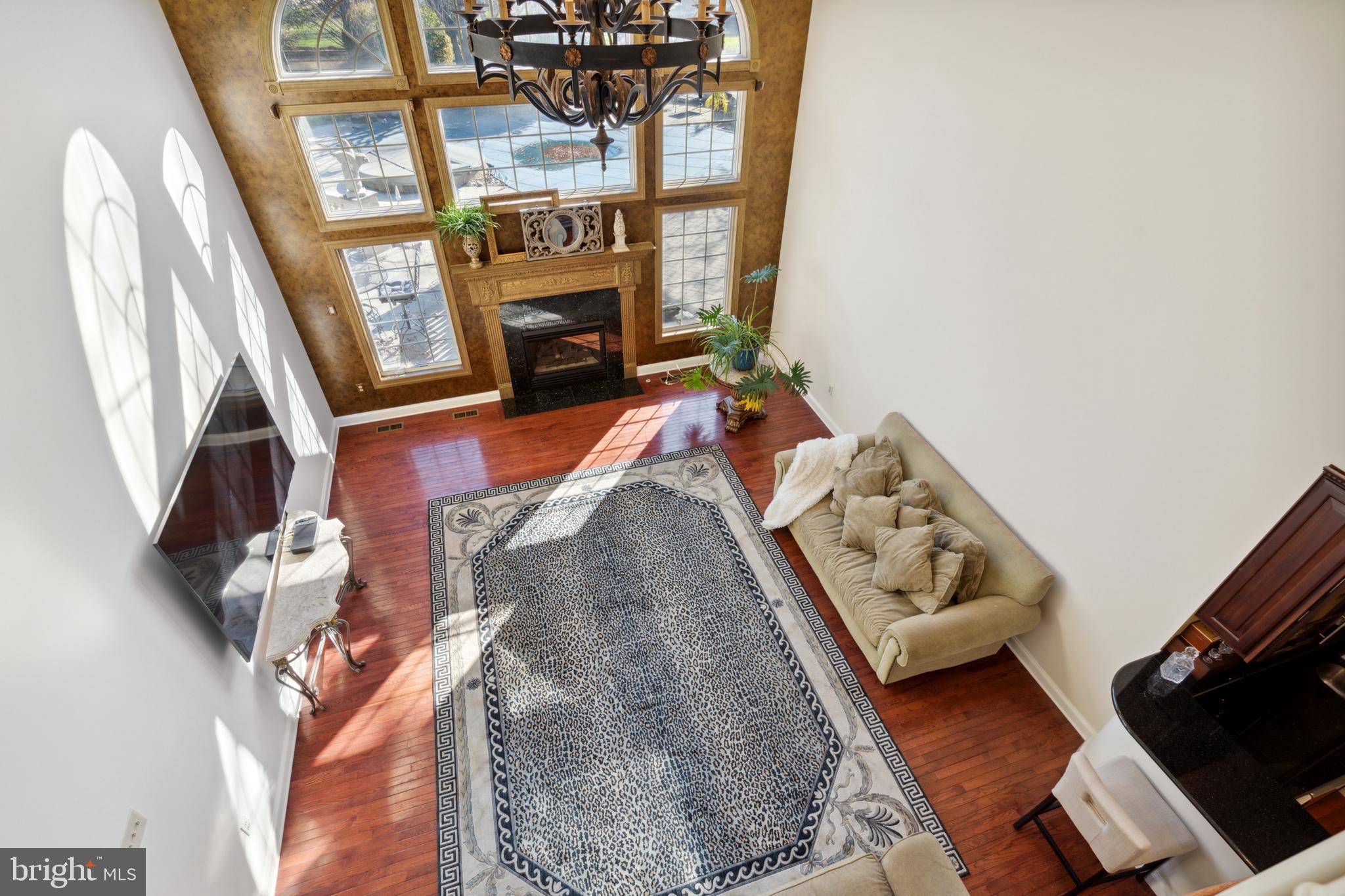 1520 Penllyn Blue Bell Pike Blue Bell, PA 19422 - Photo 13 of 56 Family Room