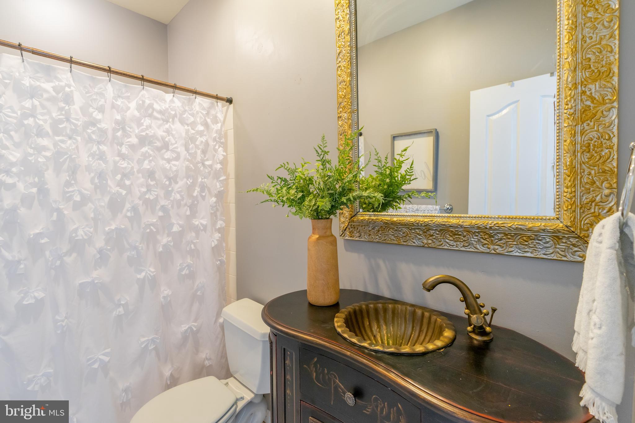 1520 Penllyn Blue Bell Pike Blue Bell, PA 19422 - Photo 22 of 56 In Law Ensuite