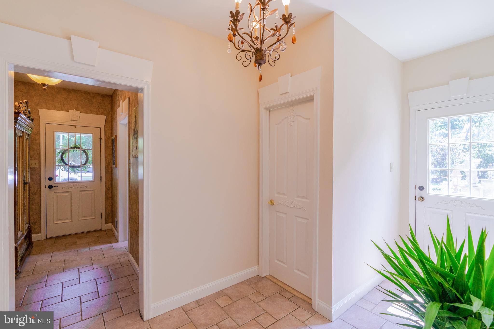 1520 Penllyn Blue Bell Pike Blue Bell, PA 19422 - Photo 23 of 56 Powder Room