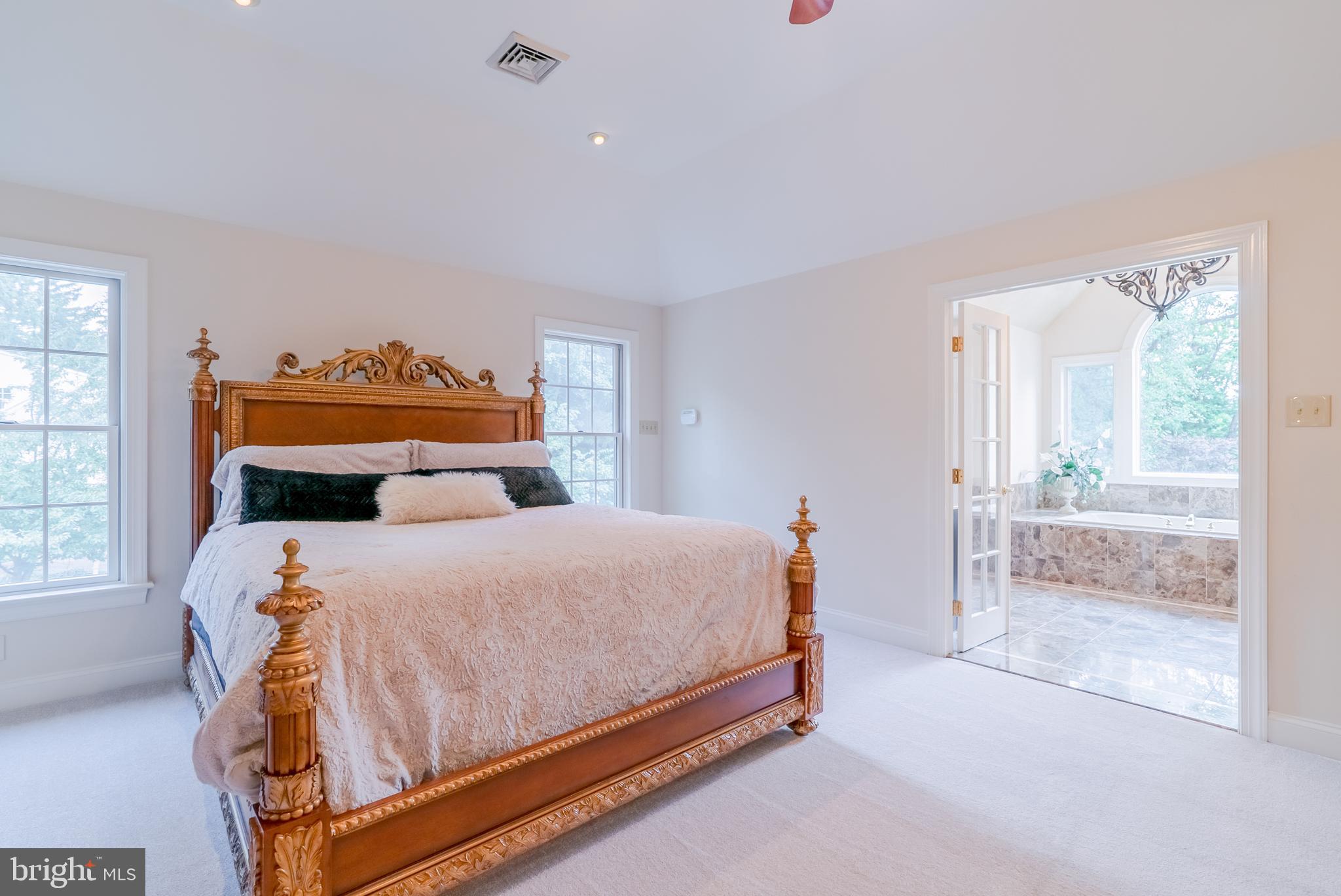 1520 Penllyn Blue Bell Pike Blue Bell, PA 19422 - Photo 27 of 56 Primary Bedroom