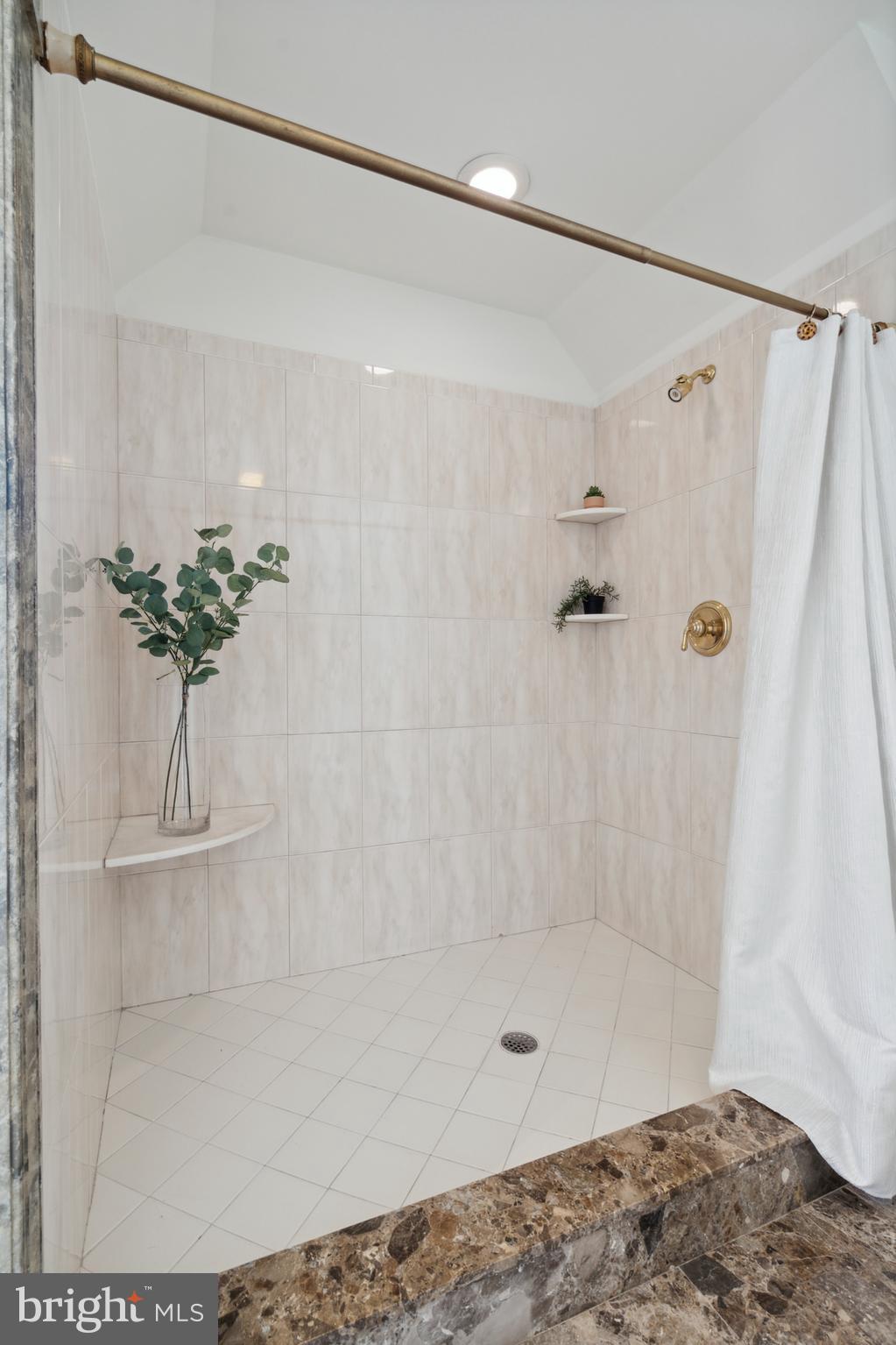 1520 Penllyn Blue Bell Pike Blue Bell, PA 19422 - Photo 34 of 56