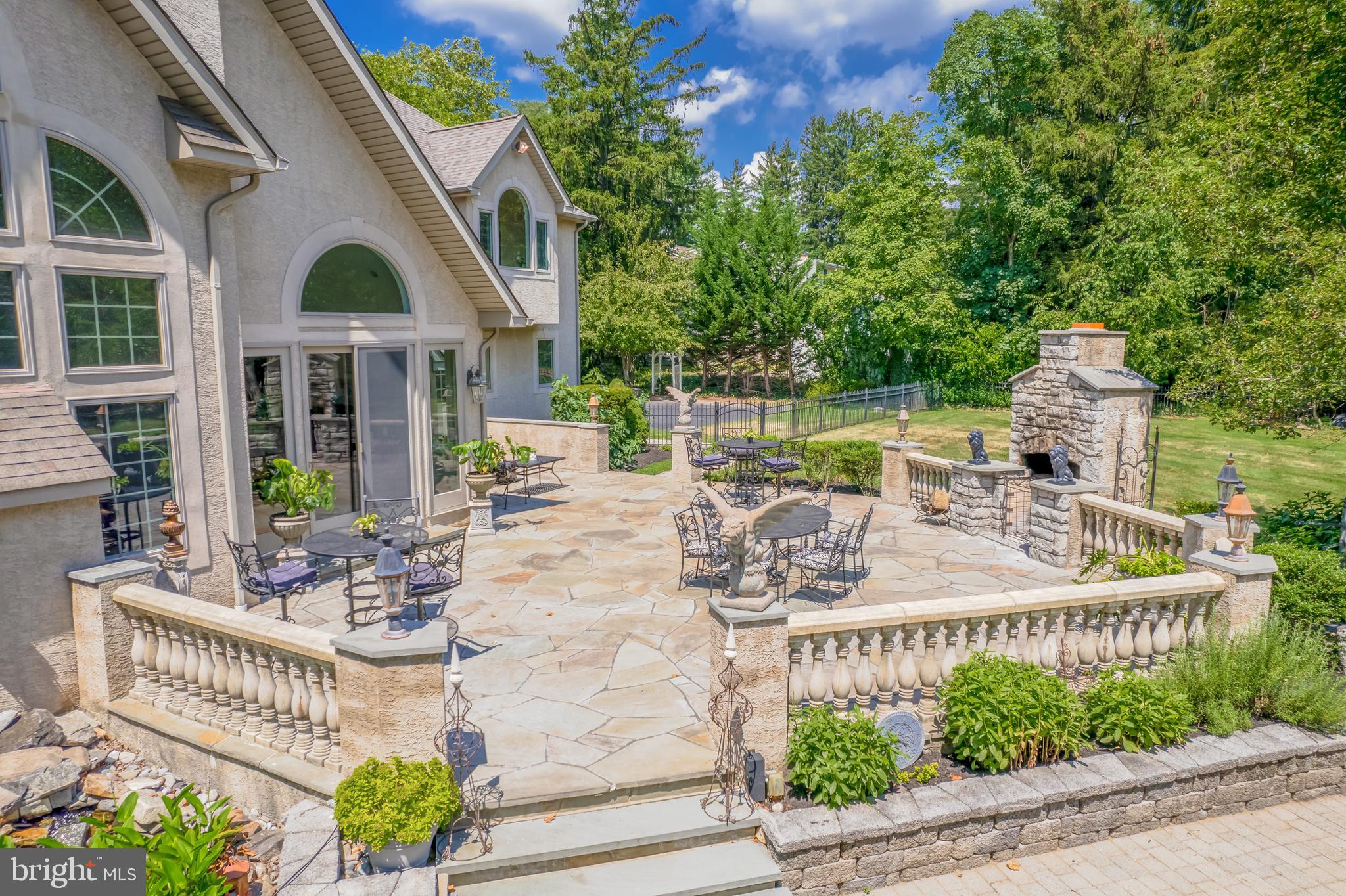 1520 Penllyn Blue Bell Pike Blue Bell, PA 19422 - Photo 42 of 56 Stone Patio