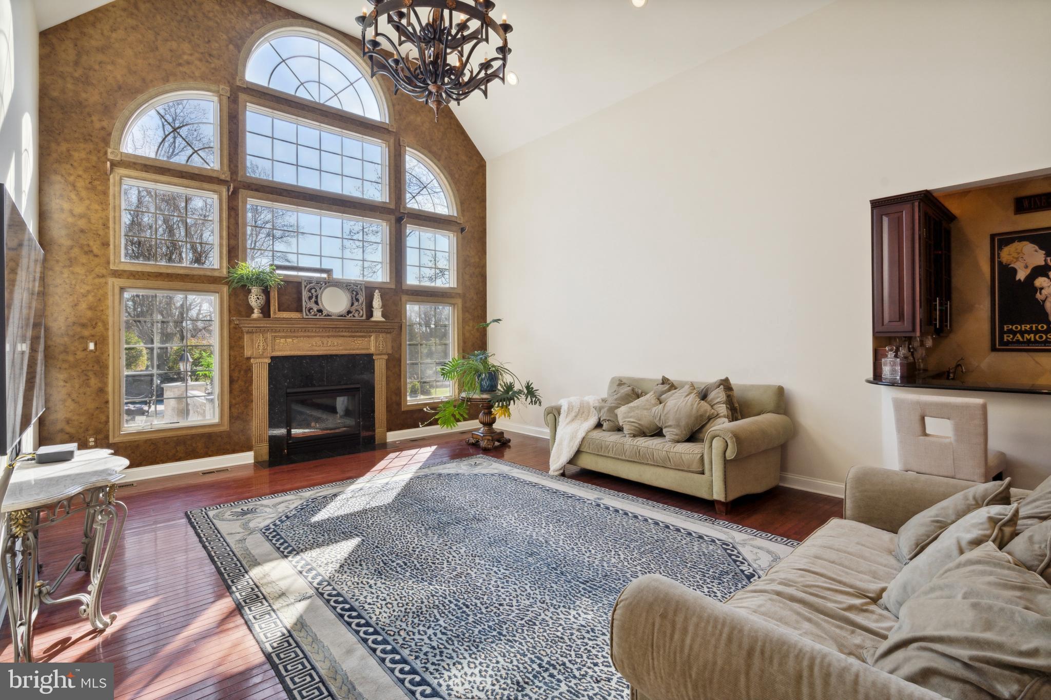 1520 Penllyn Blue Bell Pike Blue Bell, PA 19422 - Photo 10 of 56 Family Room