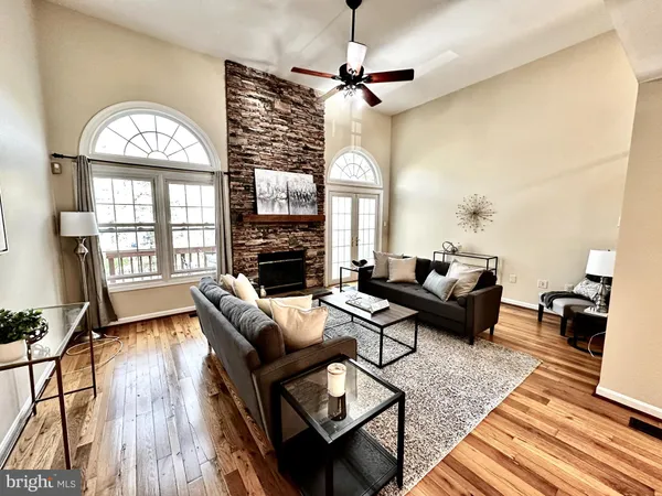 $3,800 | 7027 Chesley Search Way, Alexandria, VA 22315