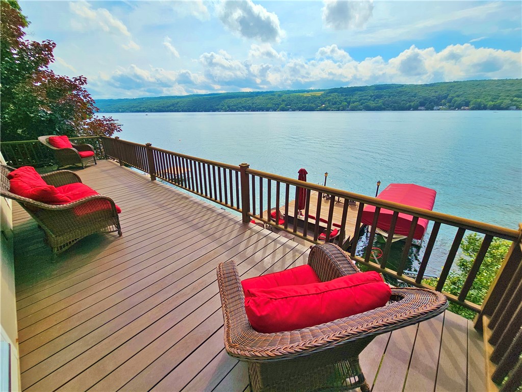 669 East Lake Road Barrington, NY 14527 - Photo 5 of 42