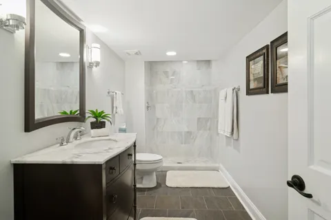 $1,598,000 | 5641 Churchill Lane, Libertyville, IL 60048