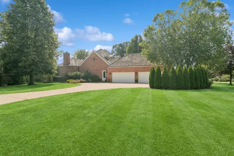 $1,598,000 | 5641 Churchill Lane, Libertyville, IL 60048
