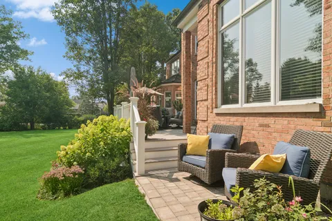 $1,598,000 | 5641 Churchill Lane, Libertyville, IL 60048