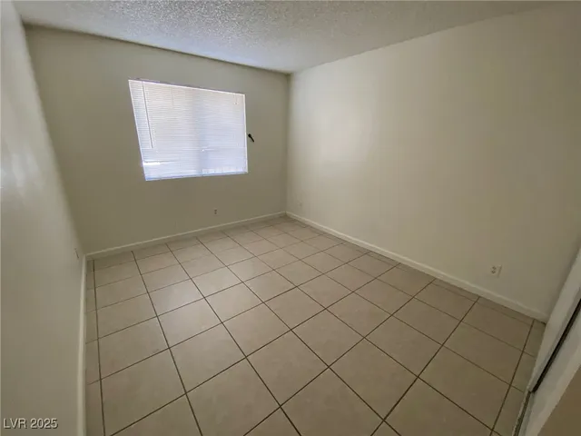 $1,050 | 917 Bridgewater Street, Unit B, Las Vegas, NV 89110