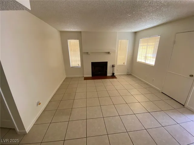 $1,050 | 917 Bridgewater Street, Unit B, Las Vegas, NV 89110