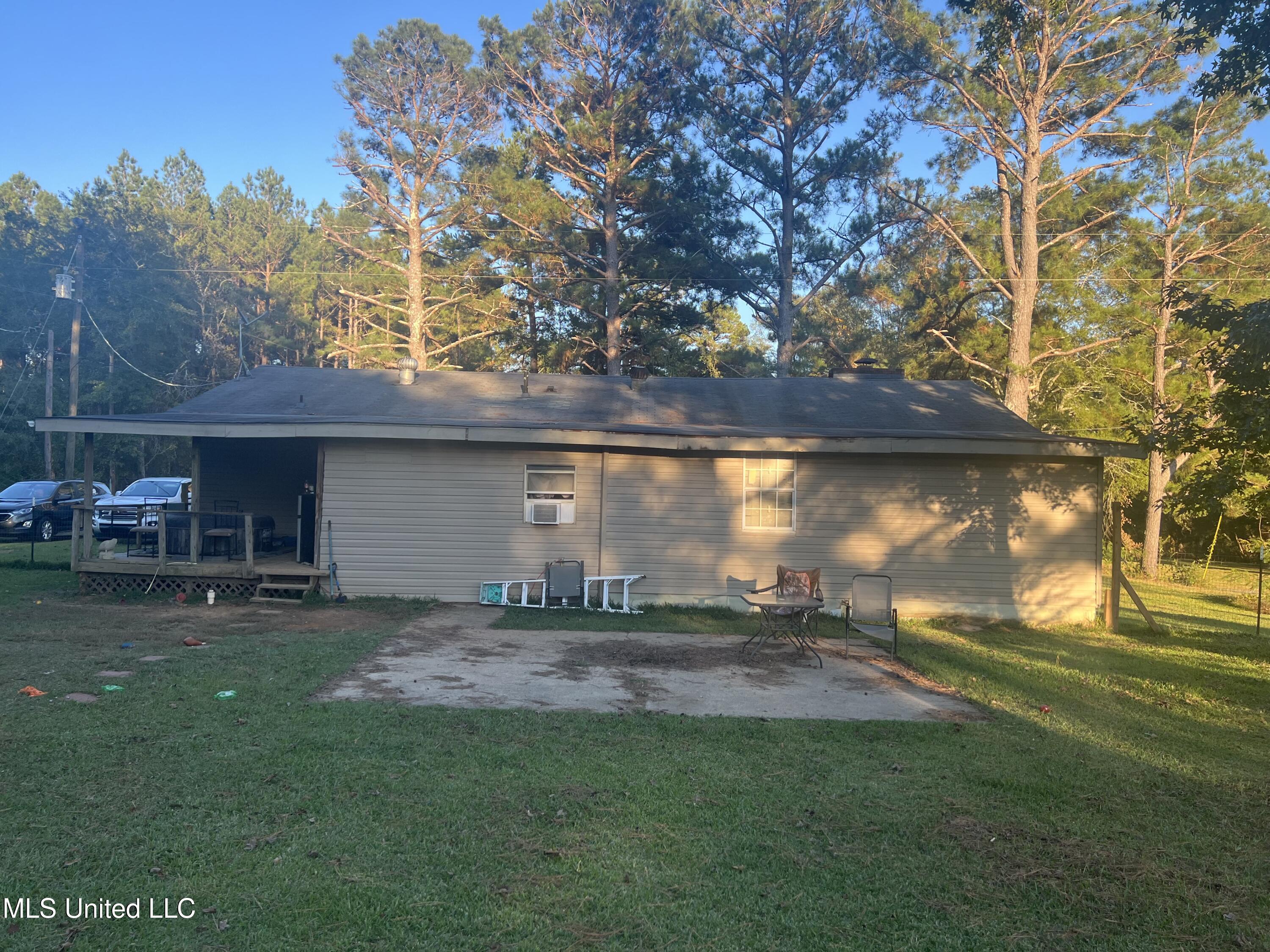197 Halbert Thames Road Magee, MS 39111 - Photo 2 of 28 78364198532__E9EFDD9C-E48E-409E-A378-1CC
