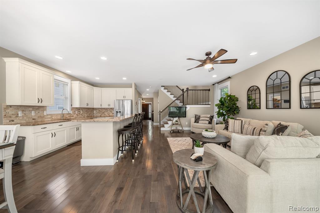 3335 Chester Road Royal Oak, MI 48073 - Photo 8 of 42
