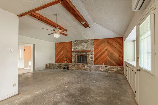 $289,900 | 2001 Ave Q, Huntsville, TX 77340