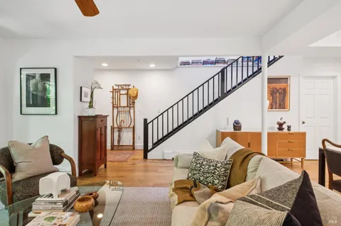 $2,195,000 | 12 Ridgeway Lane, Larkspur, CA 94939