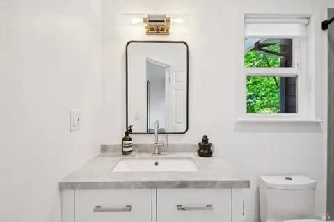 $2,195,000 | 12 Ridgeway Lane, Larkspur, CA 94939