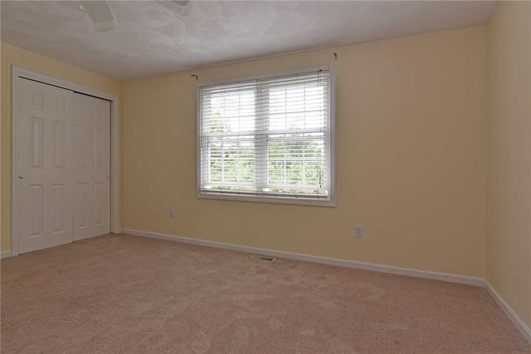 5804 Post Road, Unit 7 Warwick, RI 02818 - Photo 11 of 17