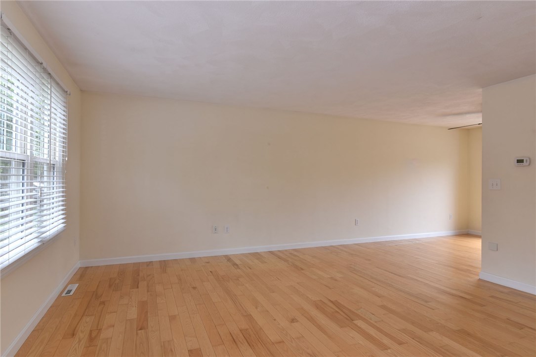 5804 Post Road, Unit 7 Warwick, RI 02818 - Photo 5 of 17