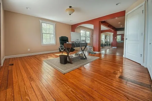 $725,000 | 21617 Emerald Road, Carlyle, IL 62231