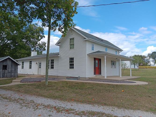 21617 Emerald Road Carlyle, IL 62231 - Photo 4 of 66