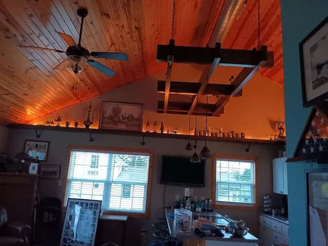 $725,000 | 21617 Emerald Road, Carlyle, IL 62231