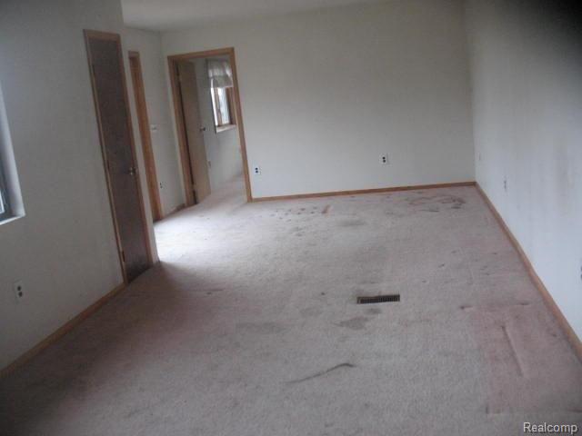 10970 Mouch Road Atlanta, MI 49709 - Photo 3 of 6 7090011490 Living Room.jpg