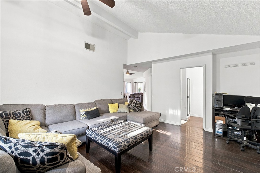874 South Lamarr Street Rialto, CA 92376 - Photo 11 of 35 Gallery Image 11