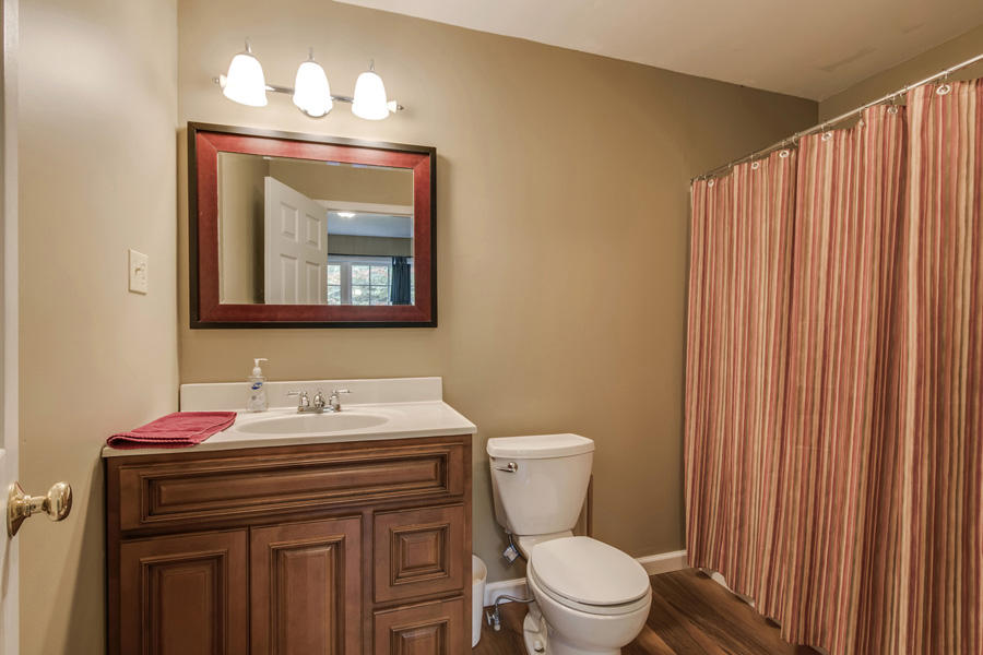 820 Red Cloud Road Ten Mile, TN 37880 - Photo 23 of 40 23_RedCloudRoad_820_MasterBath