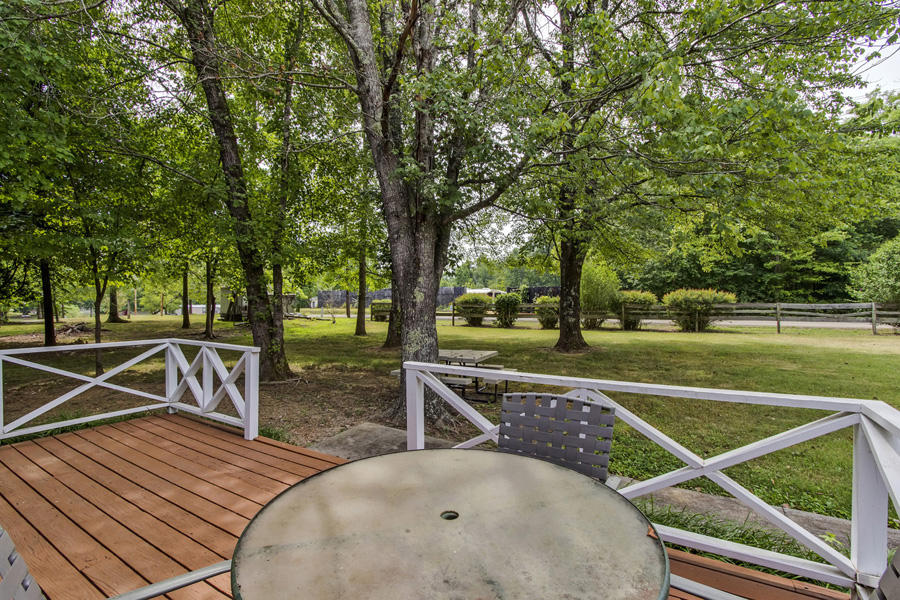 820 Red Cloud Road Ten Mile, TN 37880 - Photo 30 of 40 30_RedCloudRoad_820_Deck01