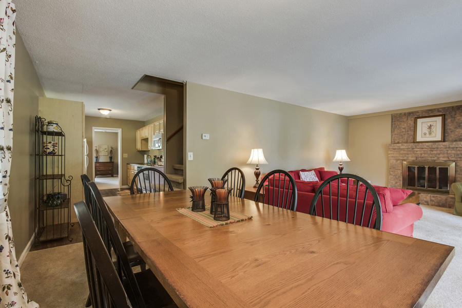820 Red Cloud Road Ten Mile, TN 37880 - Photo 9 of 40 09_RedCloudRoad_820_Dining03