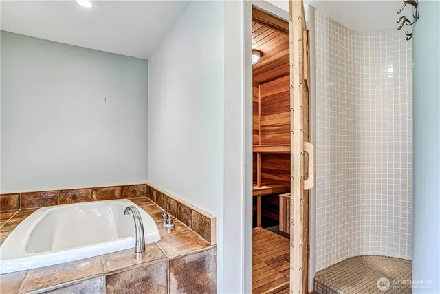 a bathroom with a tub