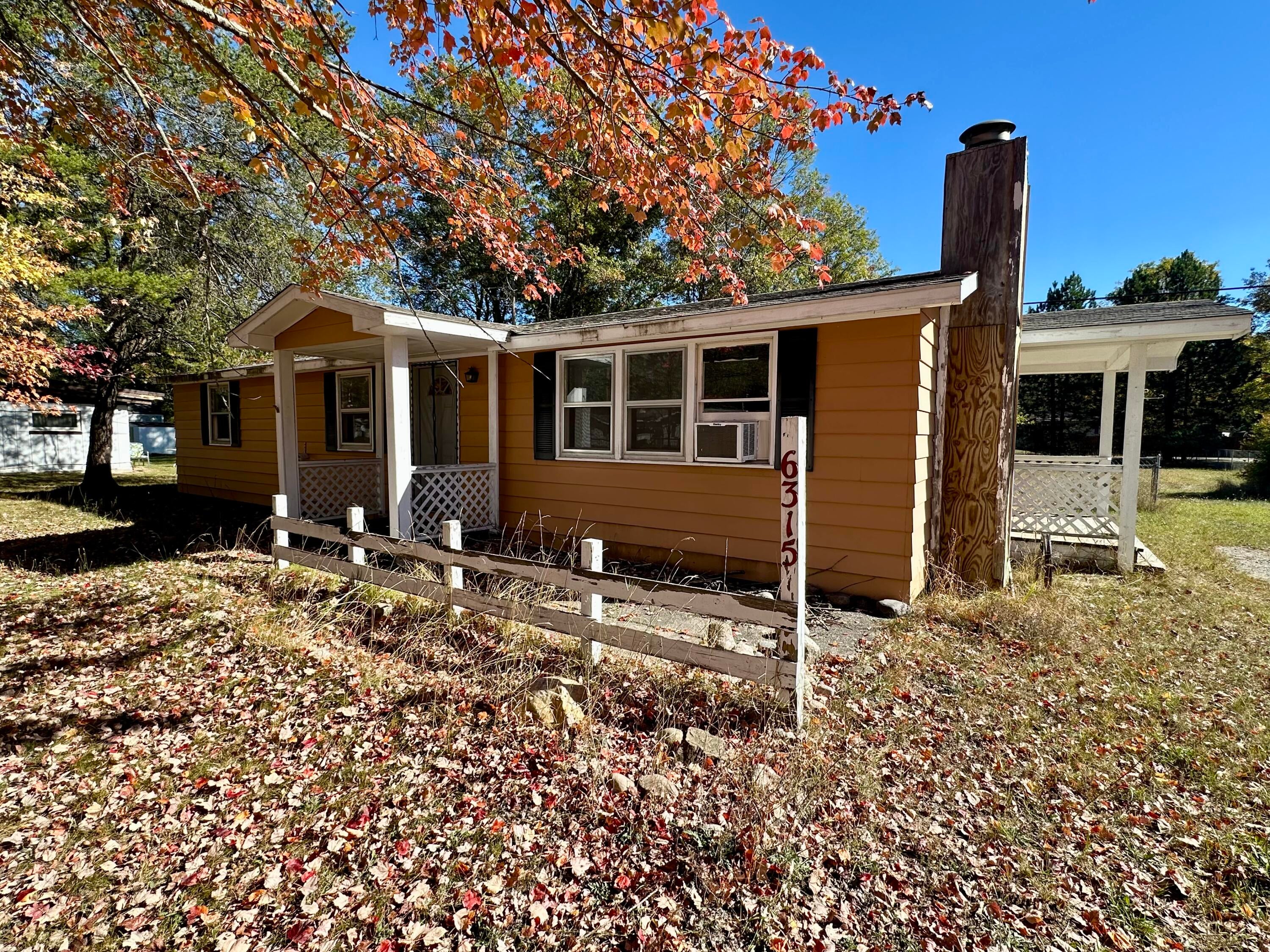 6315 Old Lake Road Grayling, MI 49738 - Photo 2 of 31 Gallery Image 2