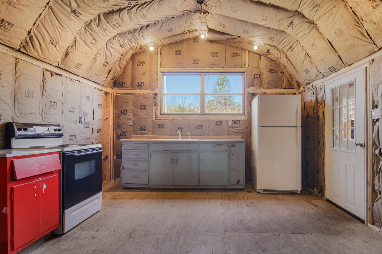 14269 Litzen Road Copemish, MI 49625 - Photo 12 of 44 13-Scene-13