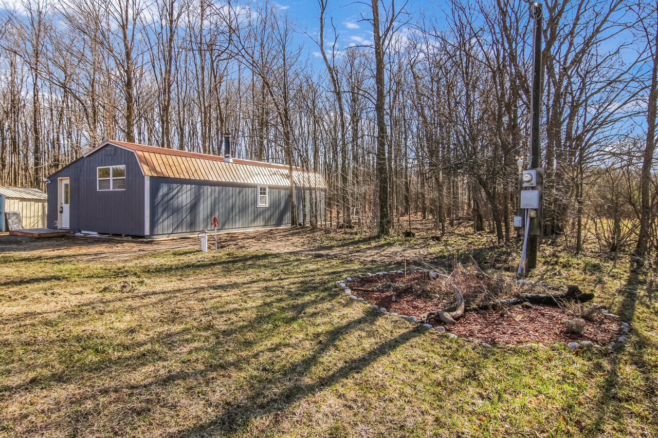 14269 Litzen Road Copemish, MI 49625 - Photo 8 of 44 5-Scene-5
