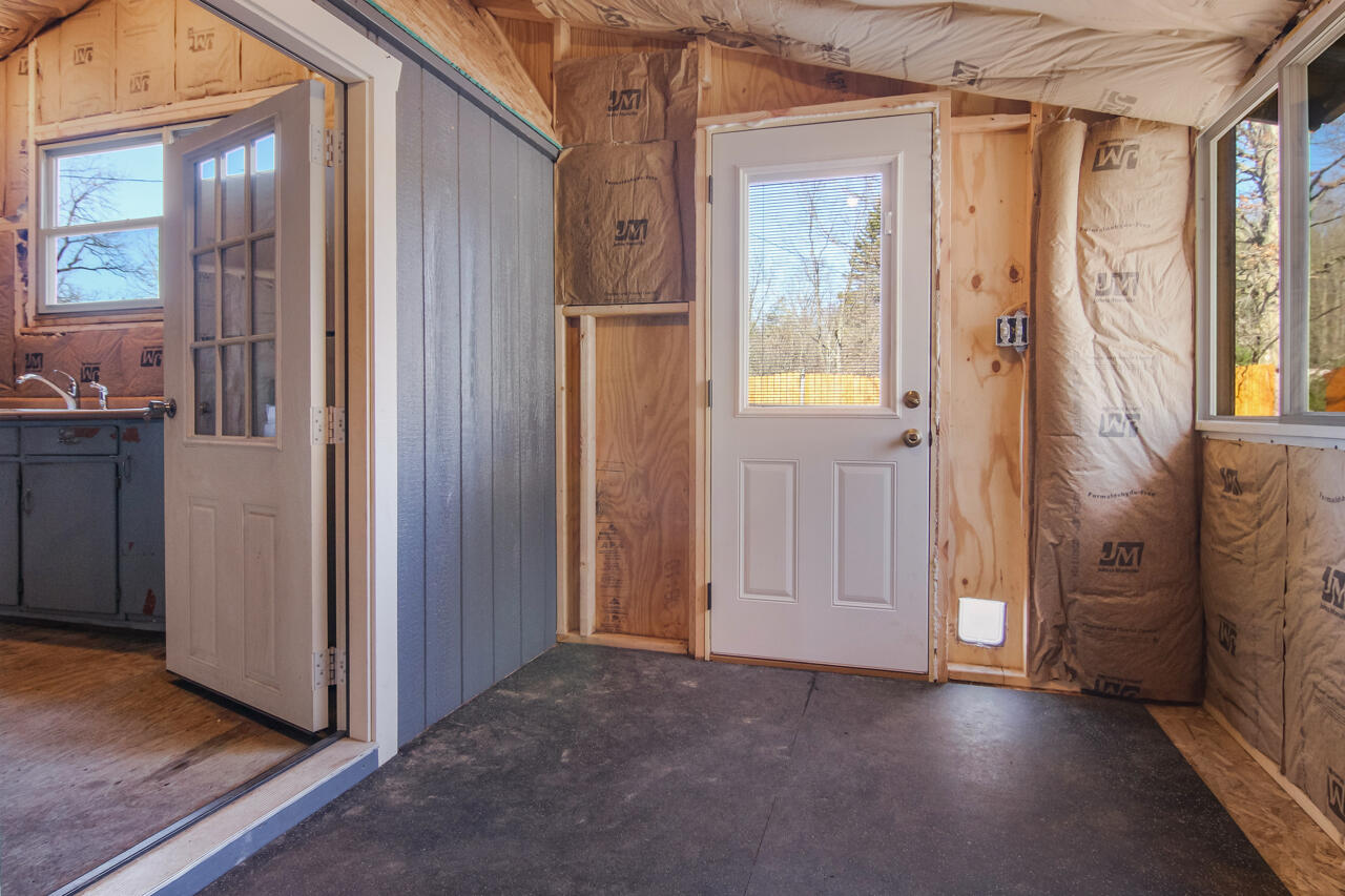 14269 Litzen Road Copemish, MI 49625 - Photo 10 of 44 17-Scene-17