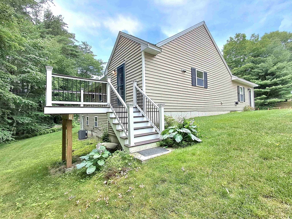 4 Sterling Way, Unit 4 Hudson, NH 03051 - Photo 38 of 42