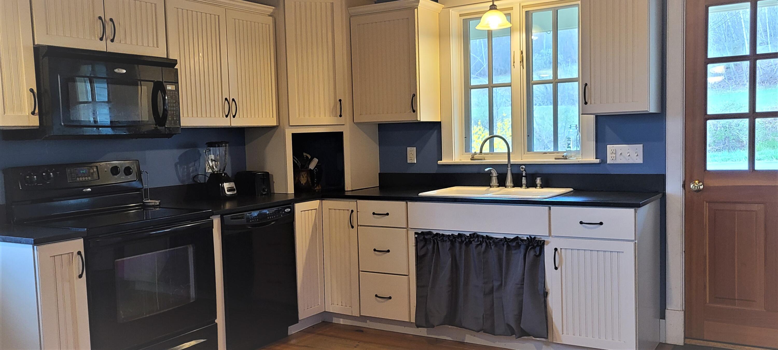 105 Kendall Road Winterport, ME 04496 - Photo 16 of 54 20220504_094939 (2)