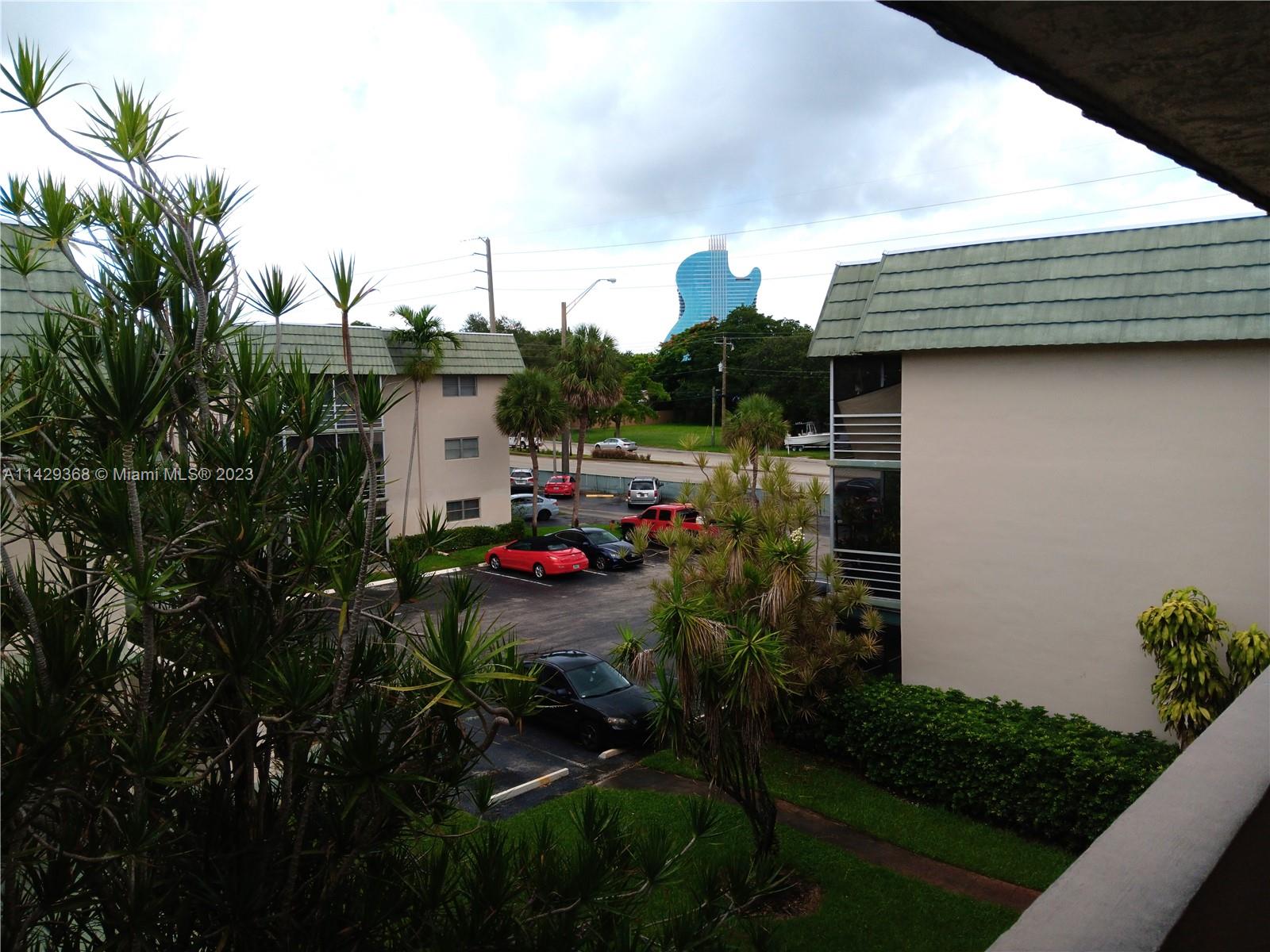 5790 Stirling Road, Unit 311 Hollywood, FL 33021 - Photo 32 of 36