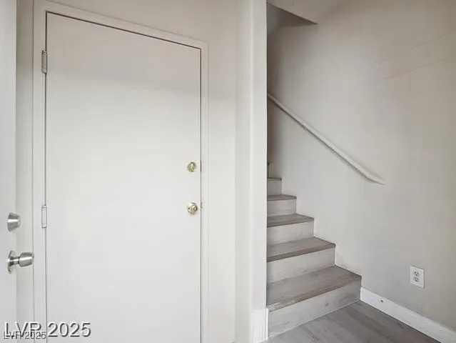 $1,300 | 4675 Color Up Court, Unit 101, Las Vegas, NV 89122