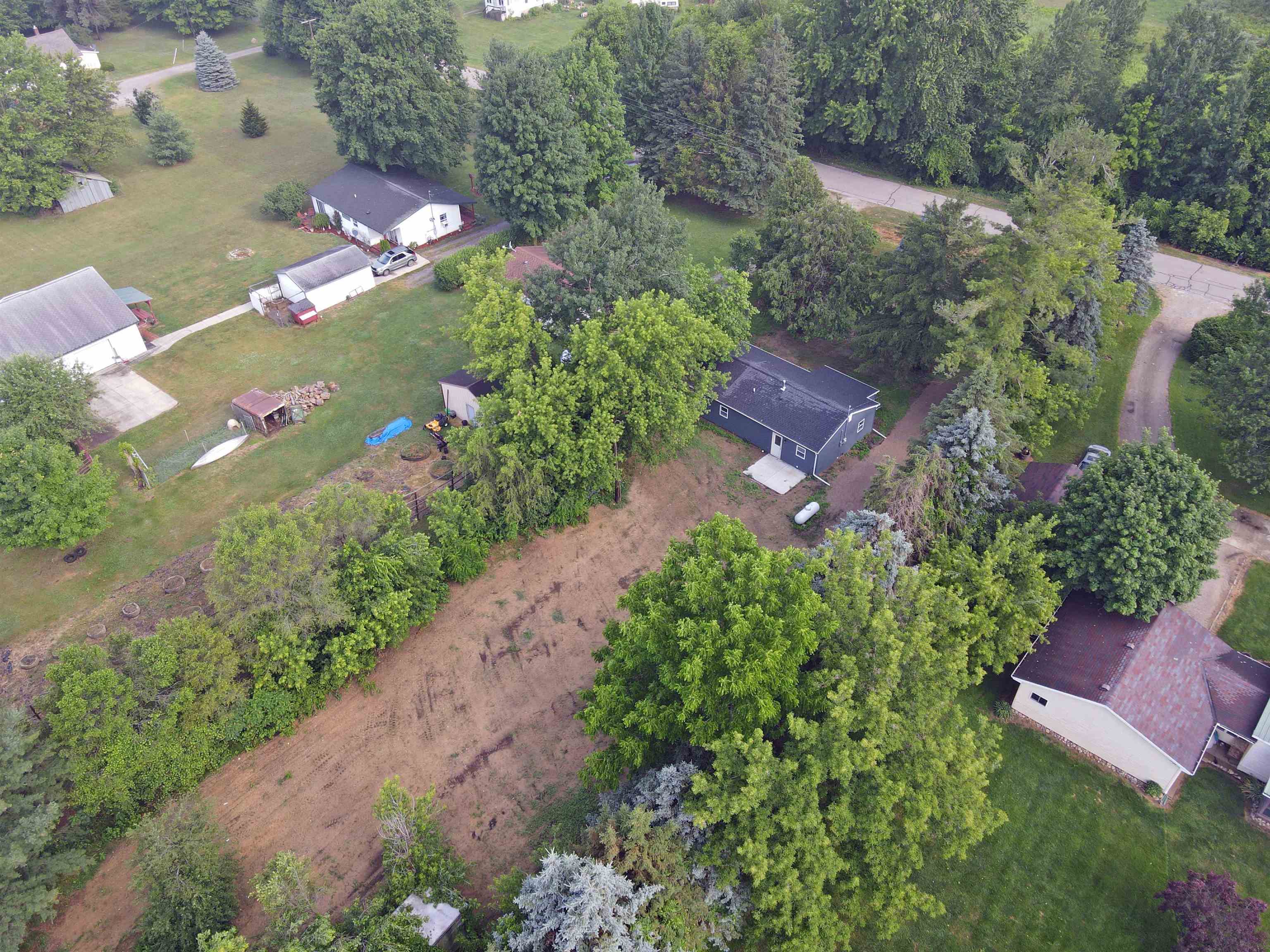8769 Barnes Road Millington, MI 48746 - Photo 25 of 28