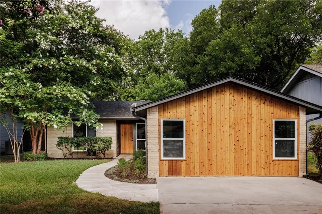 $499,000 | 5204 Hedgewood Drive, Austin, TX 78745