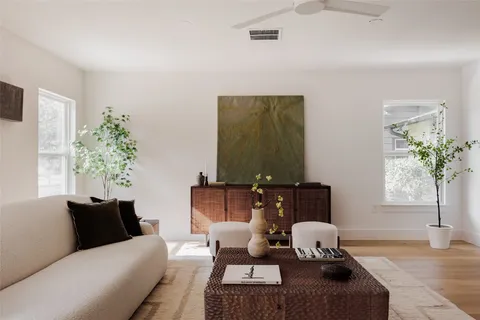 $499,500 | 5204 Hedgewood Drive, Austin, TX 78745