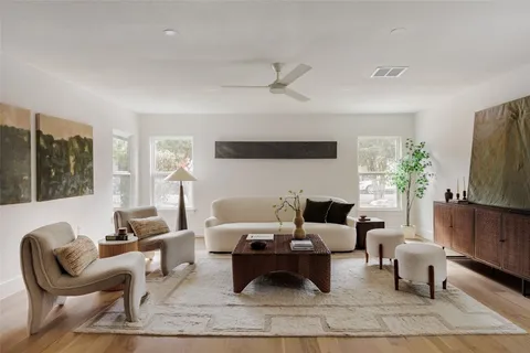 $499,500 | 5204 Hedgewood Drive, Austin, TX 78745