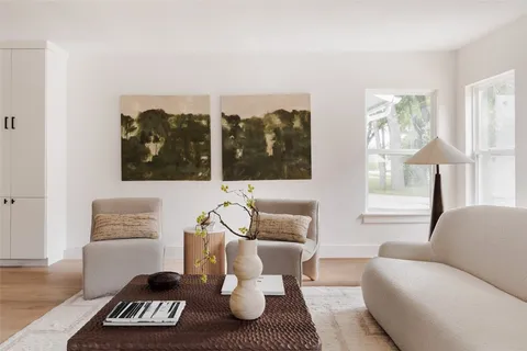 $499,500 | 5204 Hedgewood Drive, Austin, TX 78745