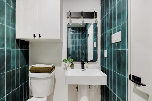 $499,000 | 5204 Hedgewood Drive, Austin, TX 78745