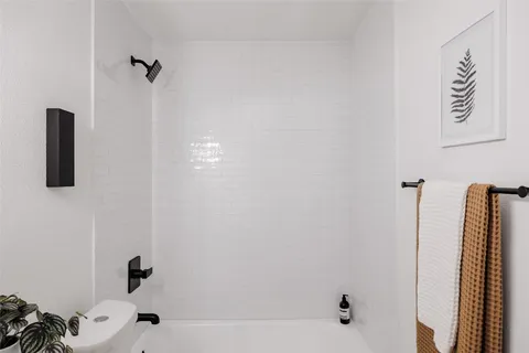 $499,500 | 5204 Hedgewood Drive, Austin, TX 78745