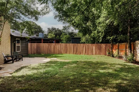 $499,500 | 5204 Hedgewood Drive, Austin, TX 78745