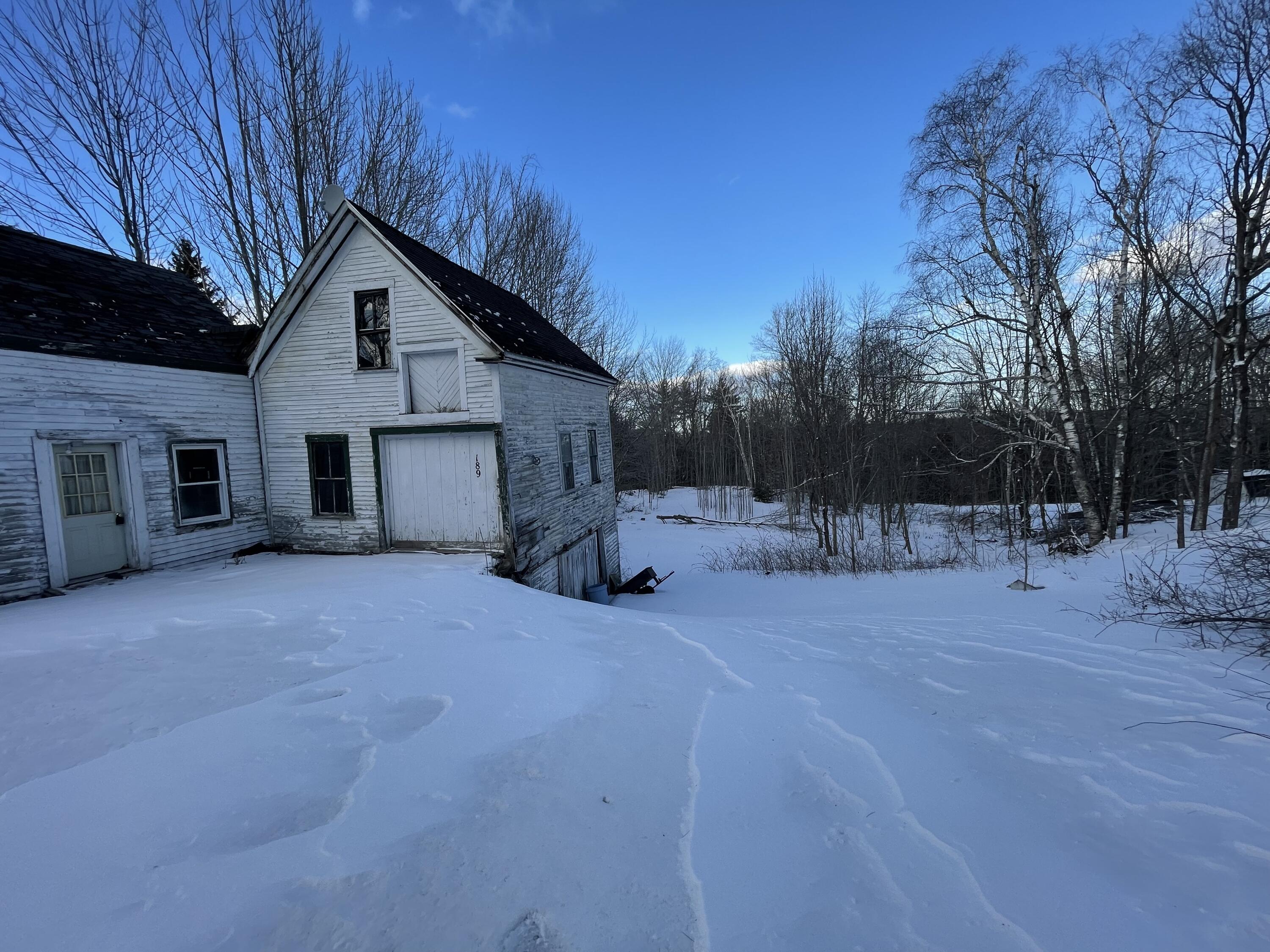 189 Weld Road Wilton, ME 04294 - Photo 3 of 8 DF41DAAA-BA6E-40C9-A0EF-6548165F87F3